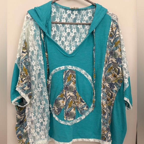POL Peace Top  NEW! - Picture 2 of 9